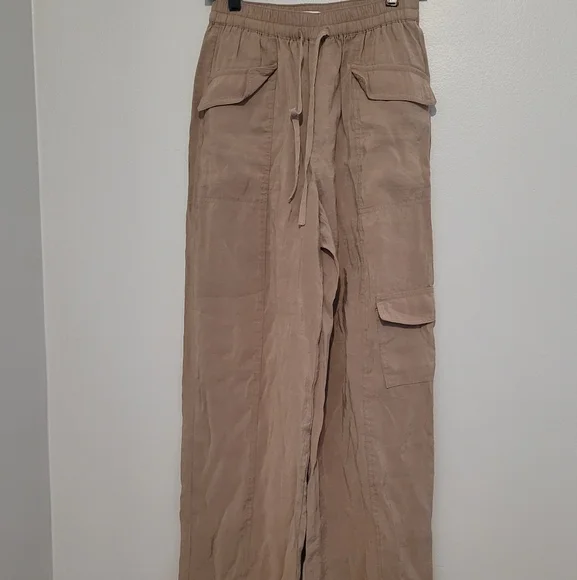 Madewell Straight Cargo Pants in Softdrape - Picture 5 of 13